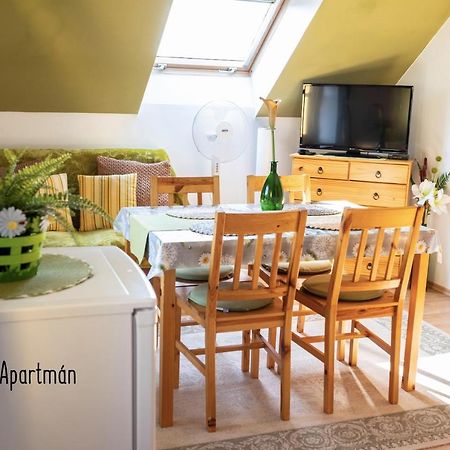 Výprachtice L.V. Appartement Buitenkant foto