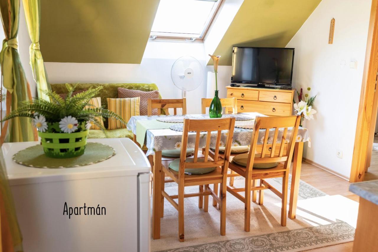 Výprachtice L.V. Appartement Buitenkant foto